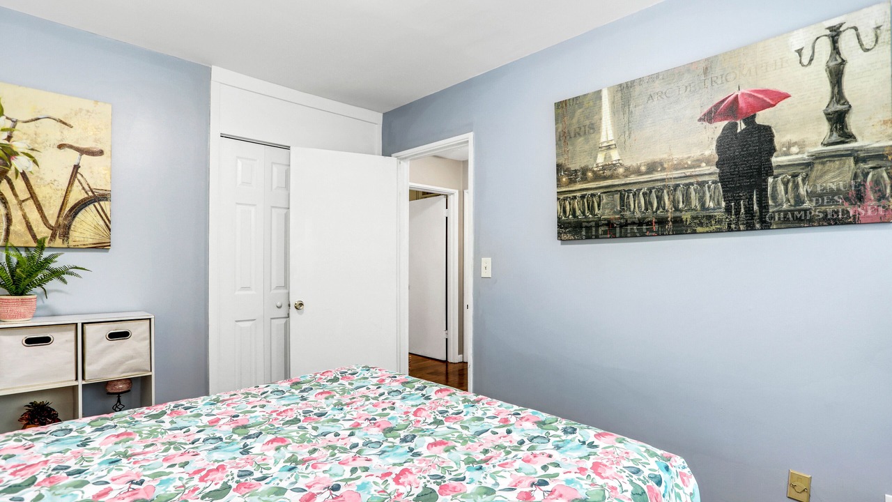 Photo of Bedroom in Smyrna