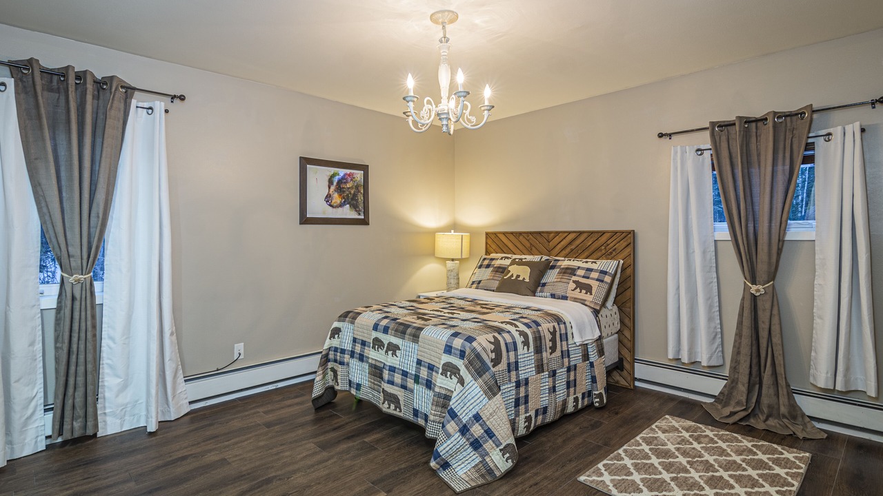 Photo of Bedroom in Fairbanks