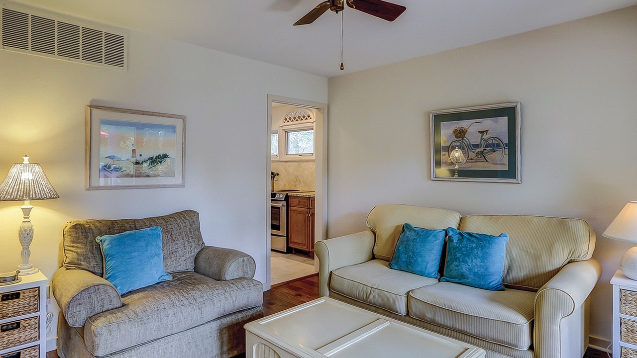 Photo of Livingroom in Sea Pines