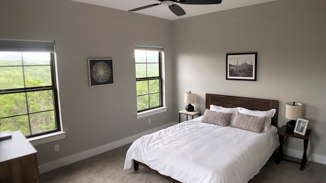 Photo of Bedroom in Canyon Lake