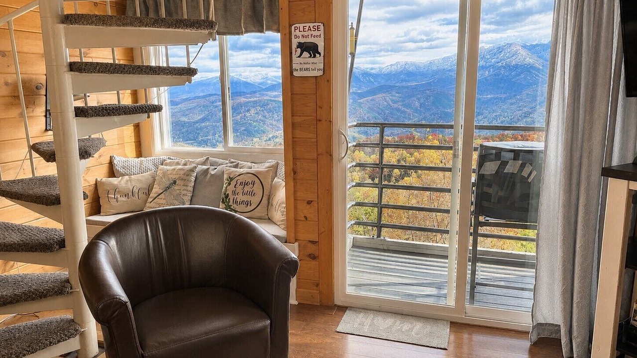 Photo of Livingroom in Chalet Village