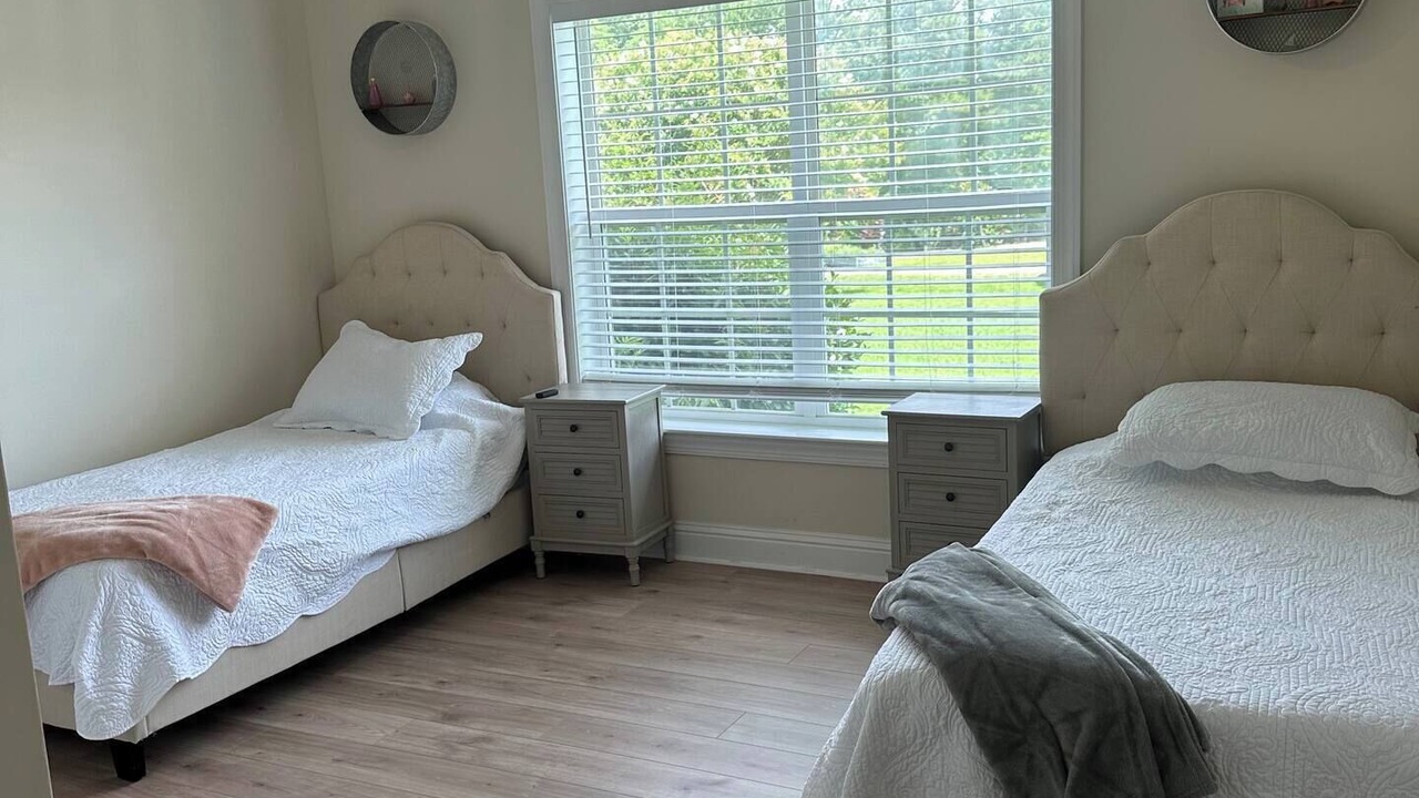Photo of Bedroom in White Oak