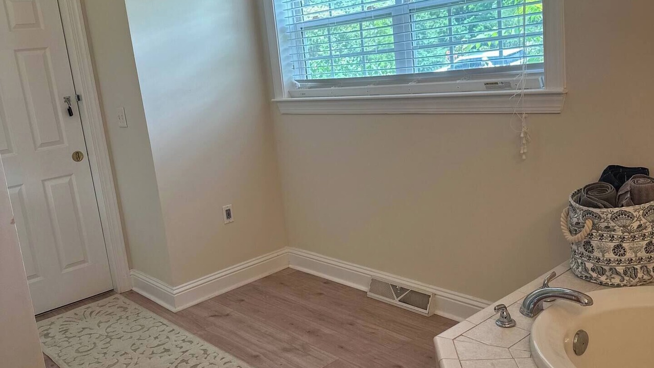 Photo of Bathroom in White Oak