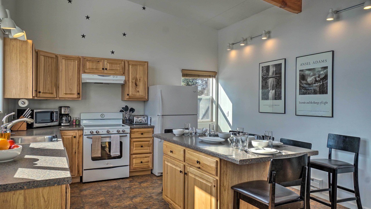 Photo of Kitchen in Fritz Creek