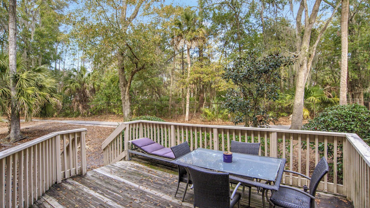 Photo of Outdoor in Shipyard Plantation