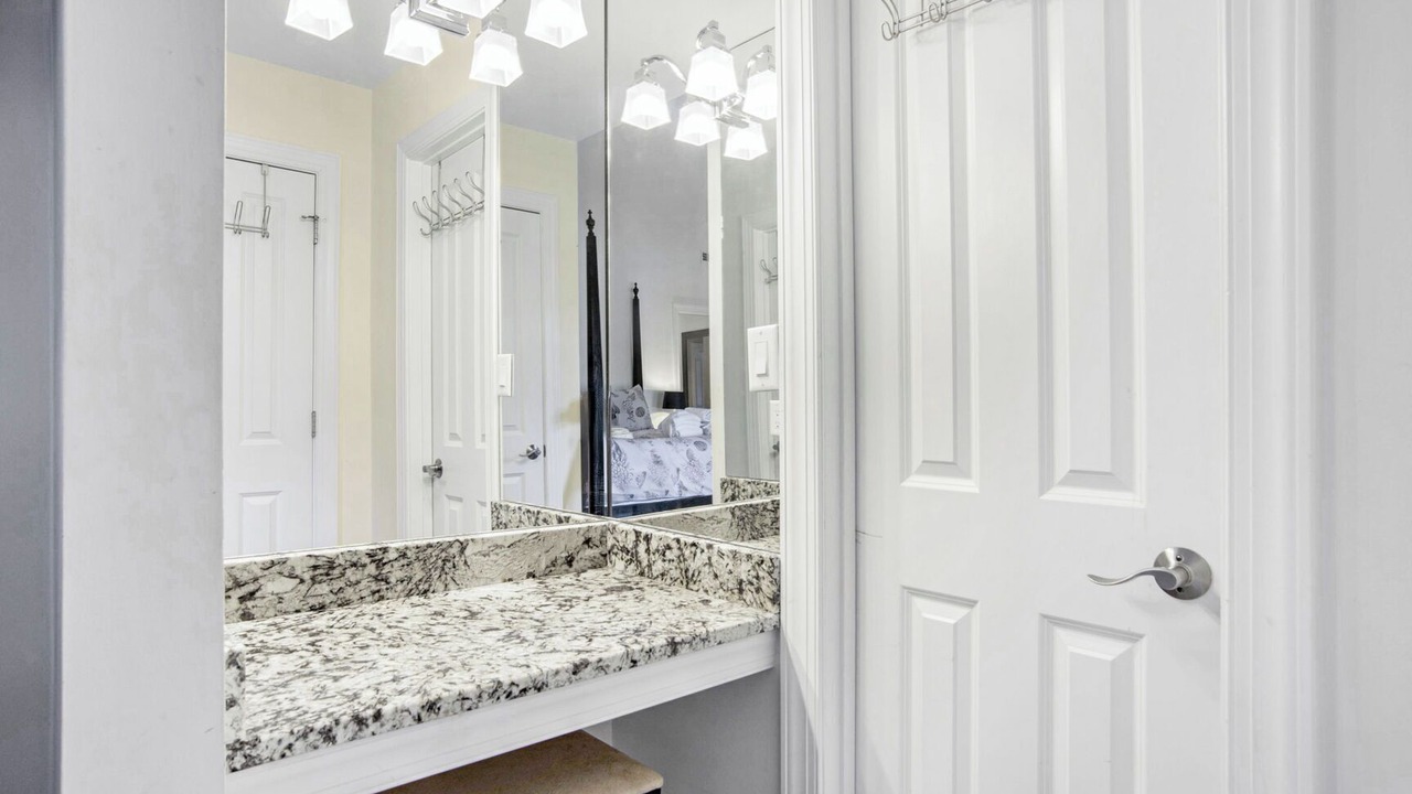 Photo of Bathroom in Shipyard Plantation