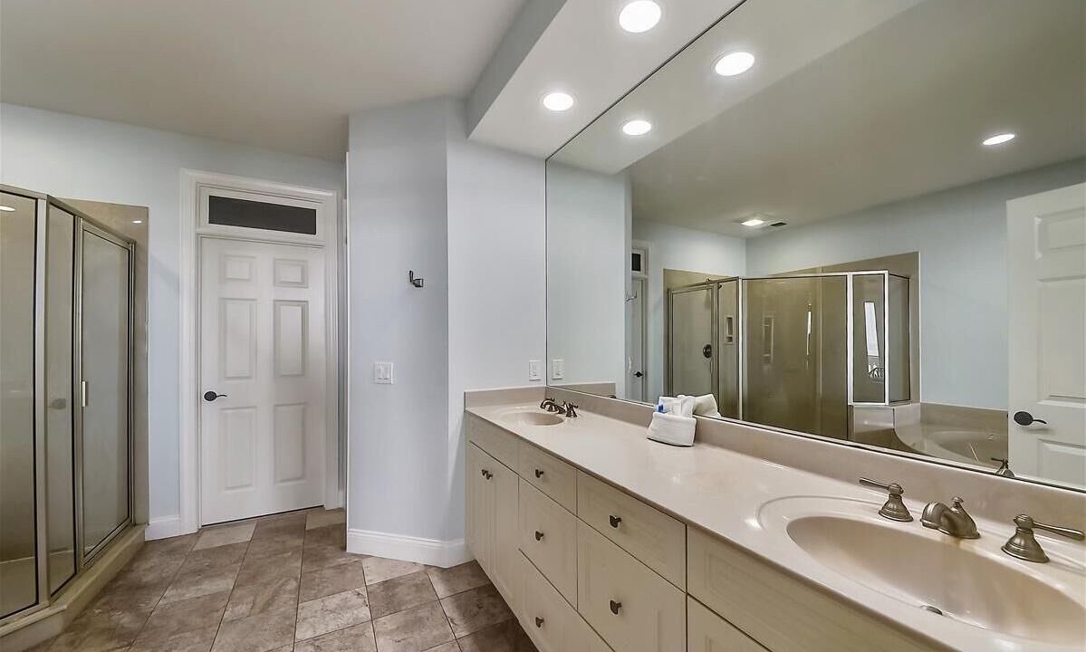 Photo of Bathroom in Palmetto Dunes