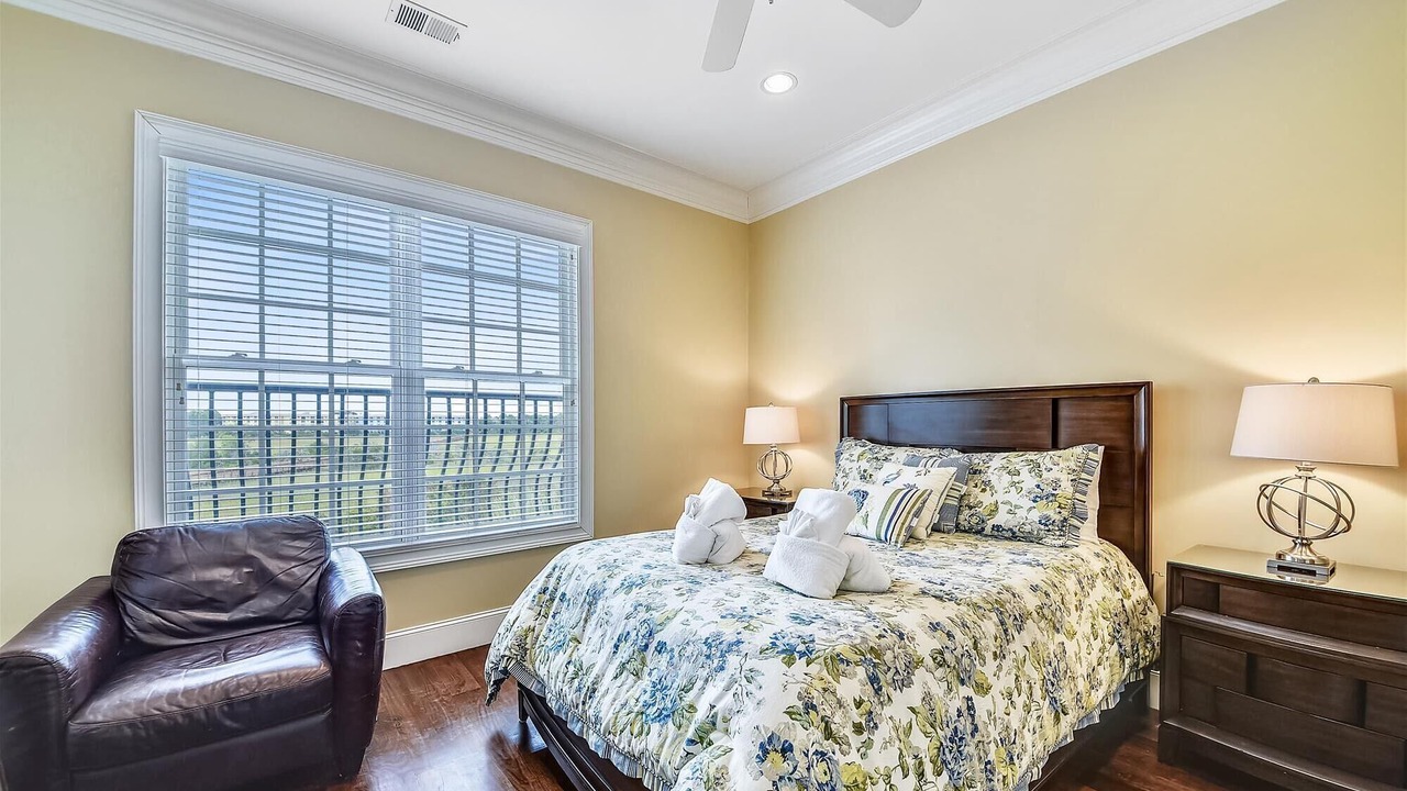 Photo of Bedroom in Palmetto Dunes