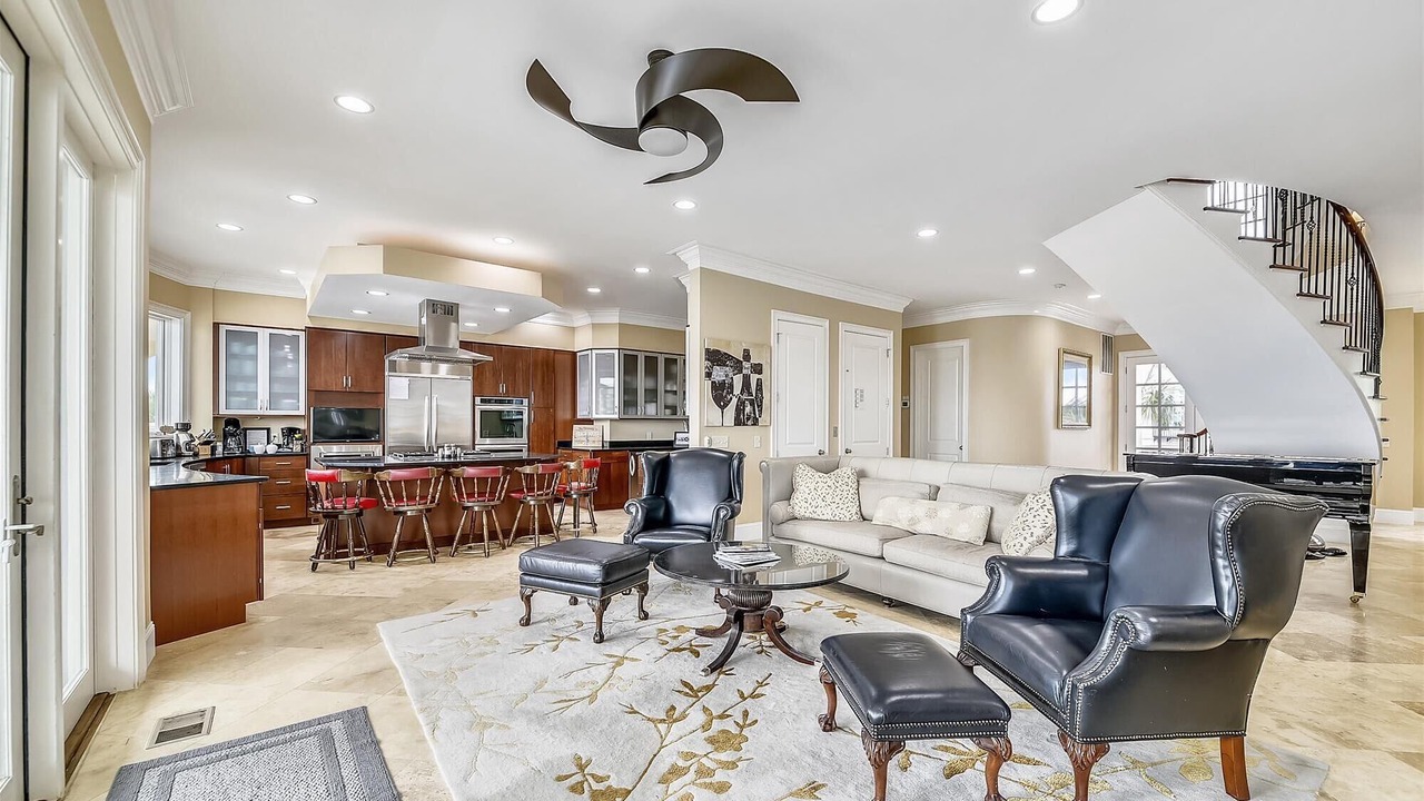 Photo of Livingroom in Palmetto Dunes