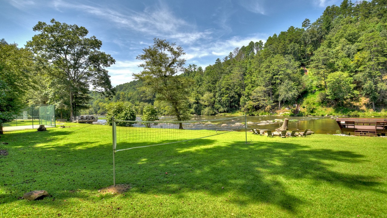 Photo of Bedroom in Ellijay