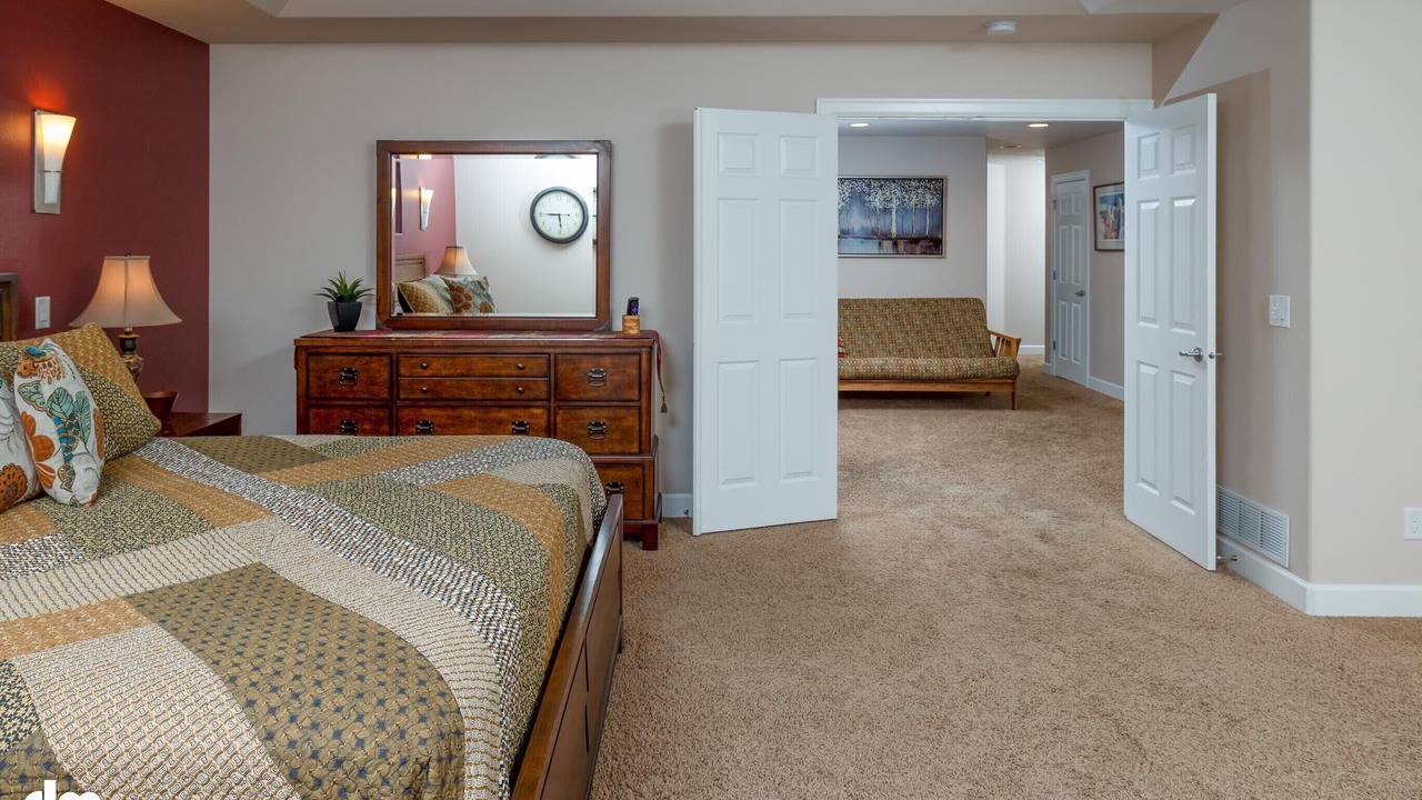 Photo of Bedroom in University Area