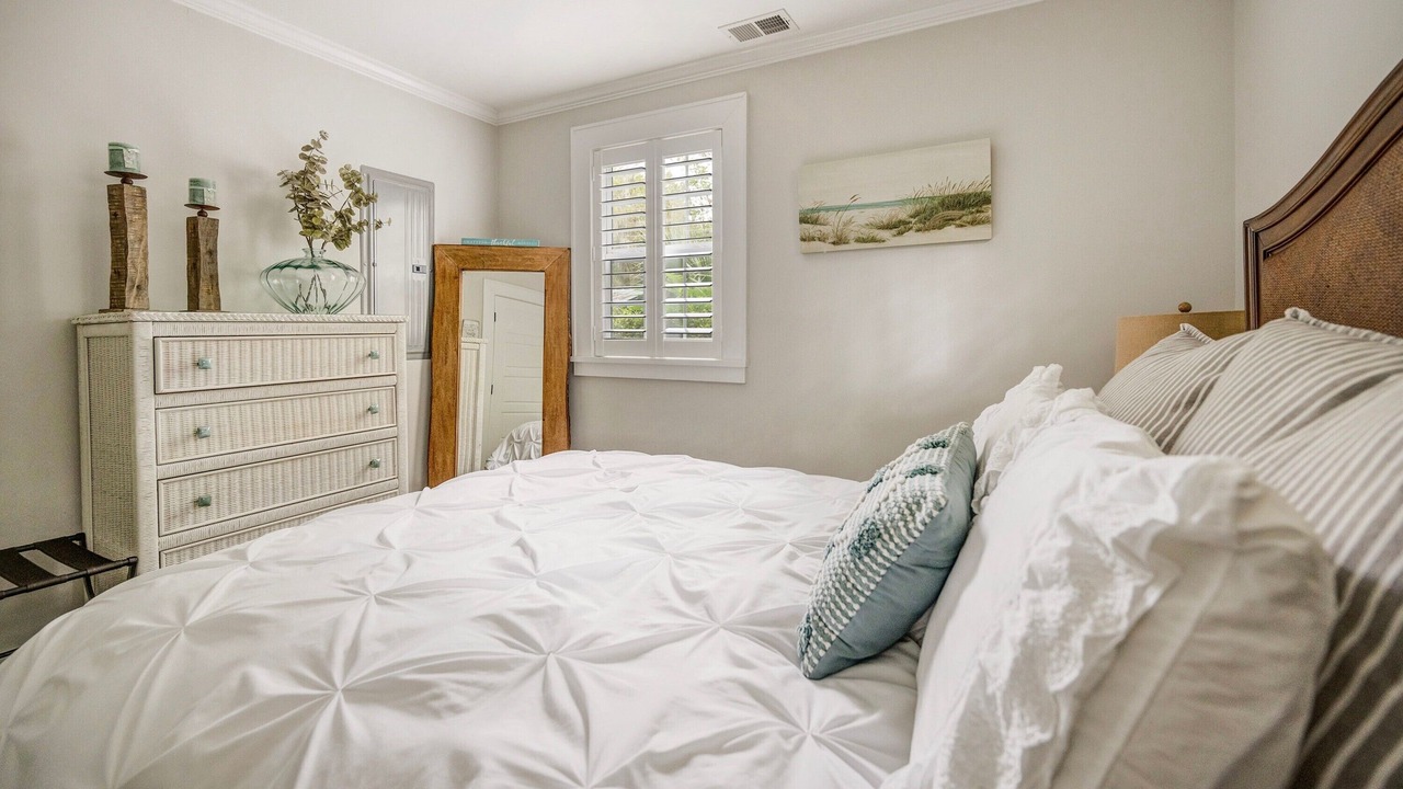 Photo of Bedroom in Pigeon Point