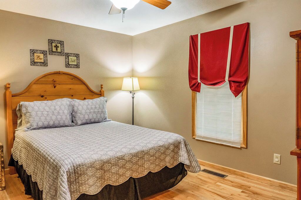 Photo of Bedroom in Eagle Mountain