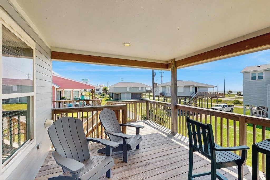 Photo of Patio Balcony in Terramar Beach