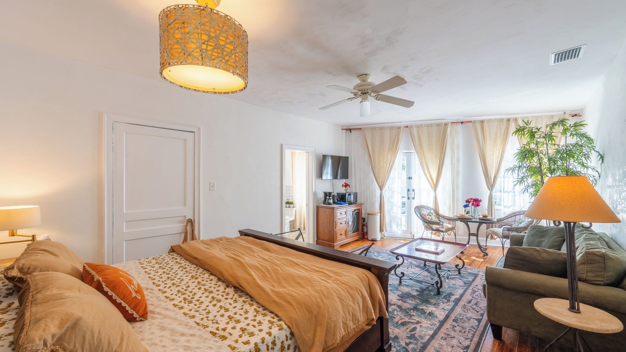 Photo of Bedroom in Burns Square