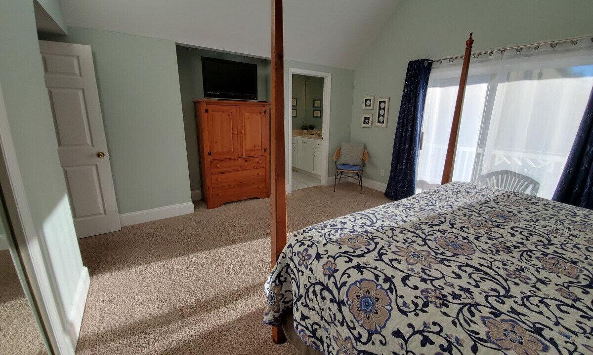Photo of Bedroom in Saint Helena Island
