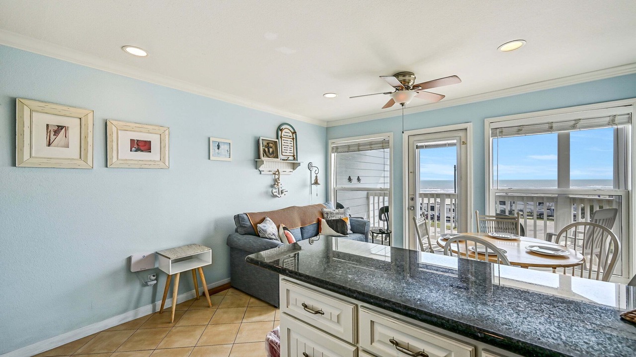 Photo of Livingroom in Galveston