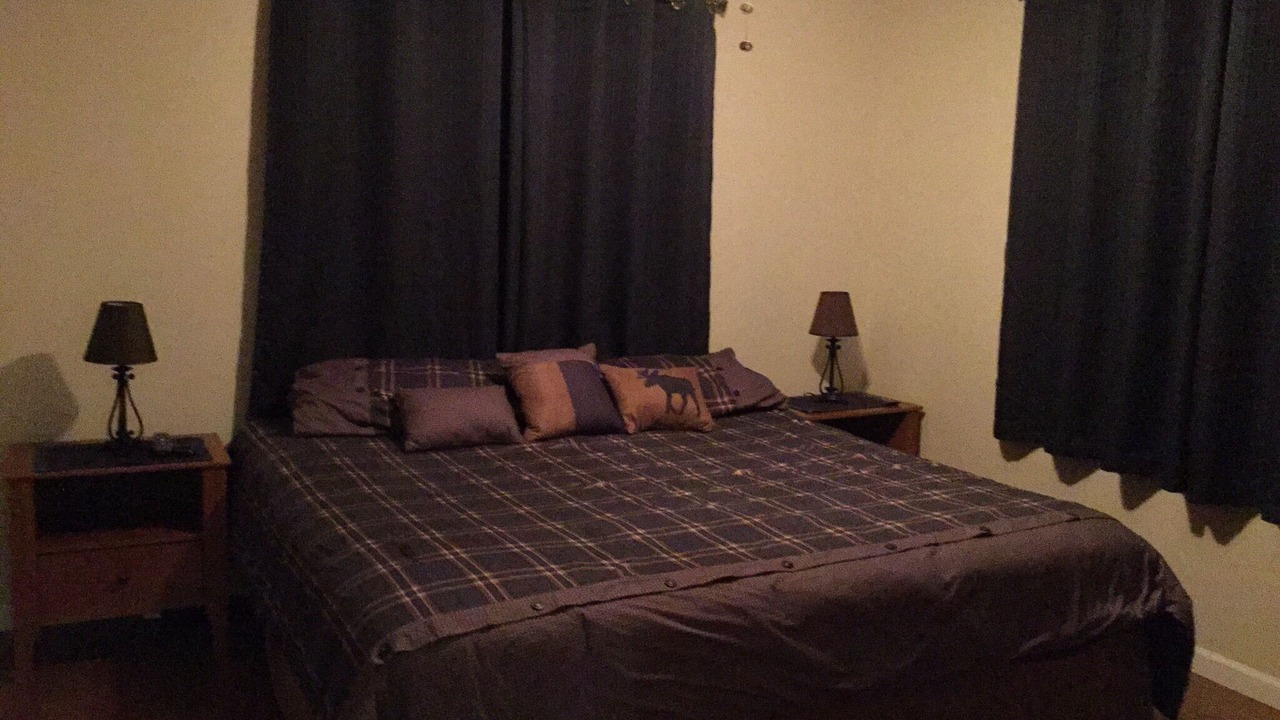 Photo of Bedroom in Rogers Park