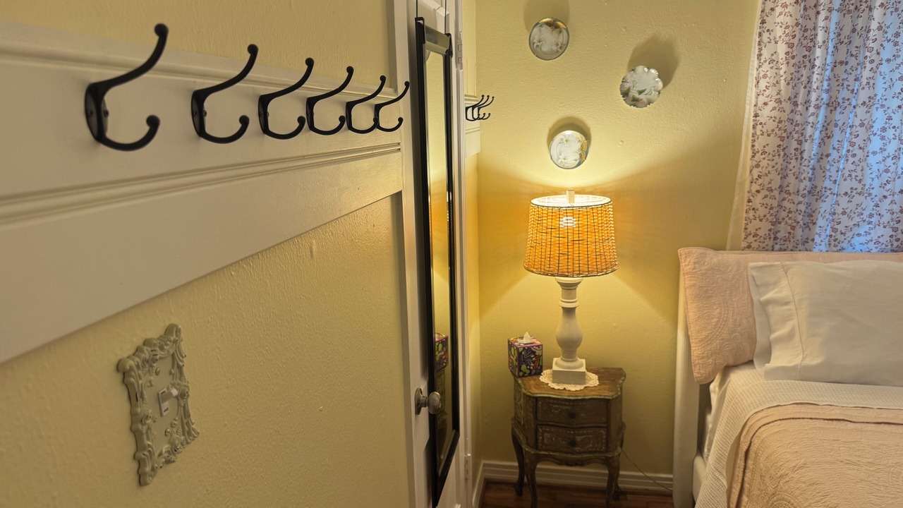 Photo of Bedroom in League City