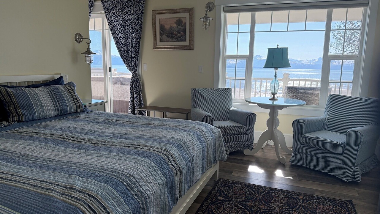 Photo of Bedroom in Homer