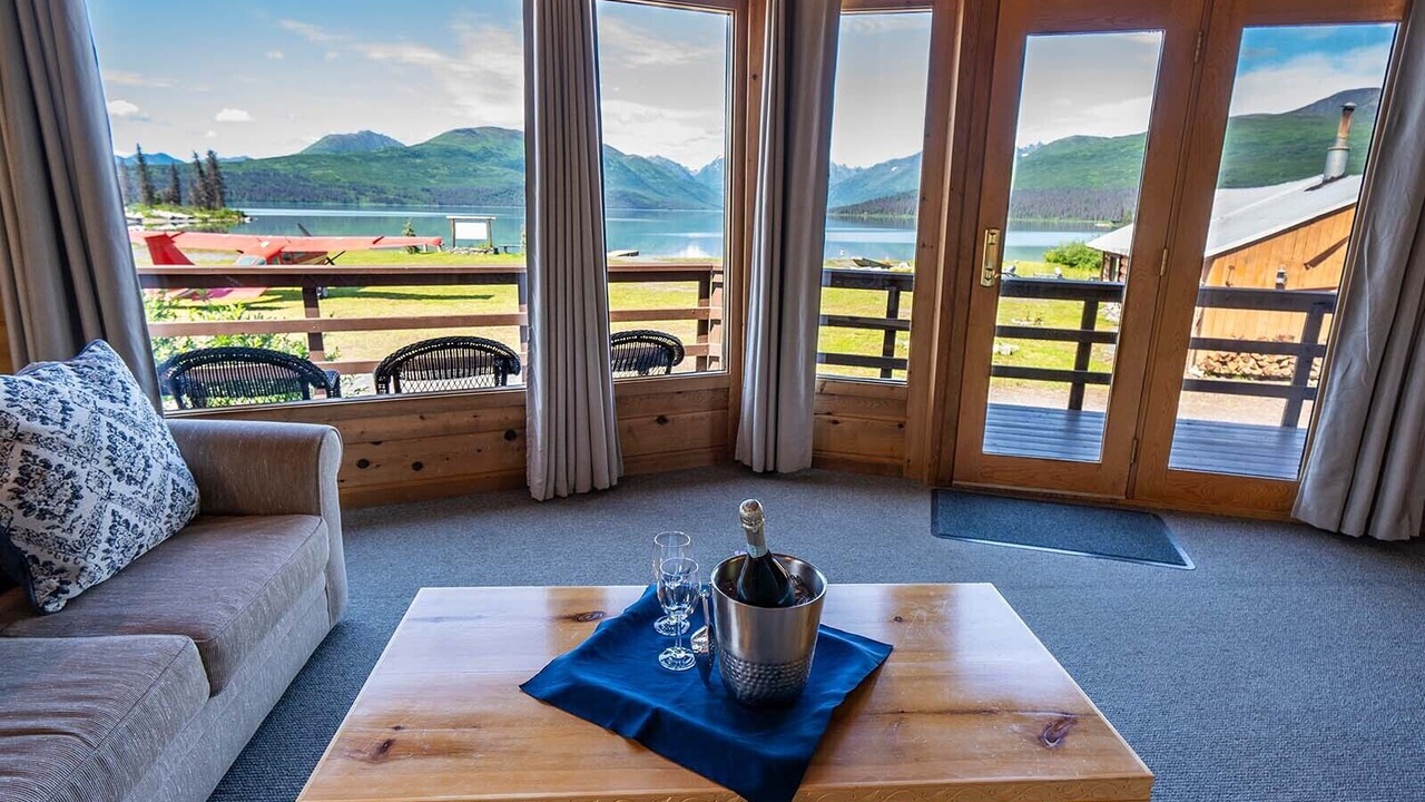 Photo of Livingroom in Chelatna Lake