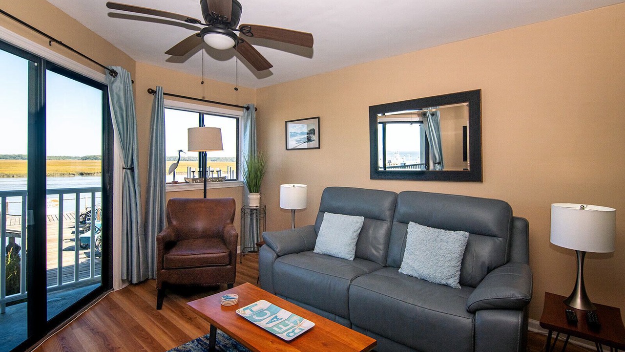 Photo of Livingroom in Edisto Island