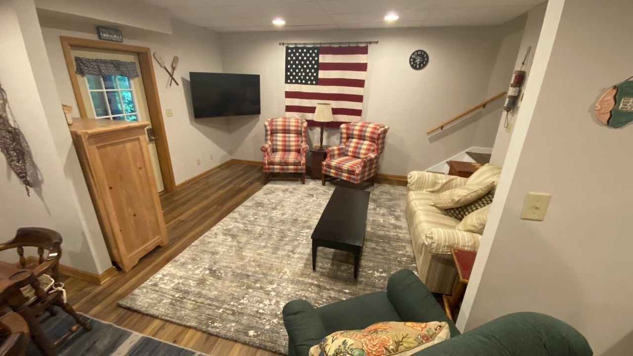 Photo of Bedroom in Robbinsville