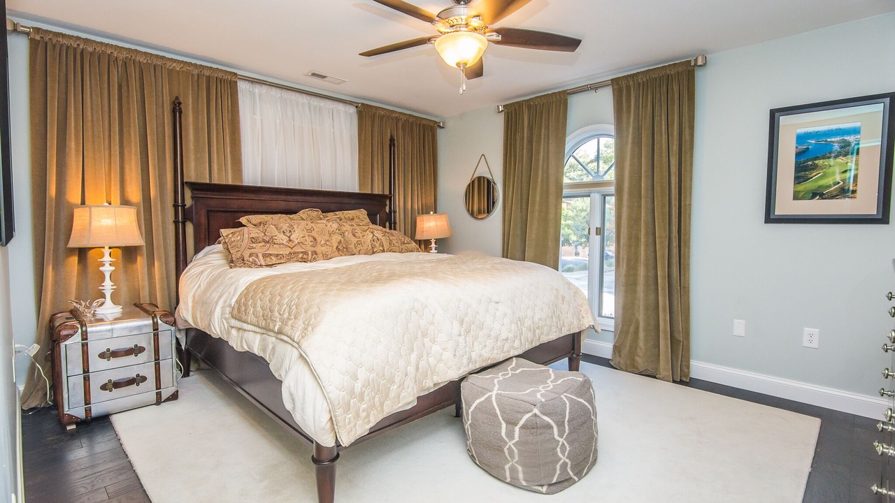 Photo of Bedroom in Caine Woods