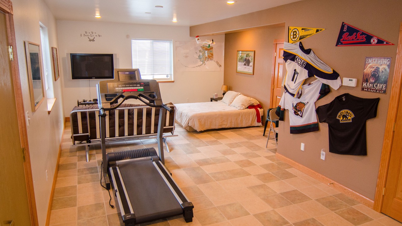 Photo of Bedroom in Kodiak