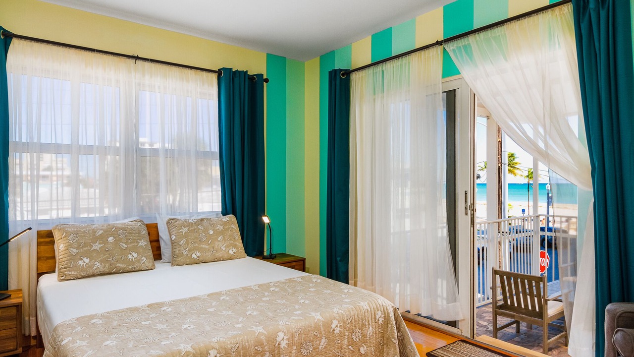 Photo of Bedroom in Hollywood South Central Beach