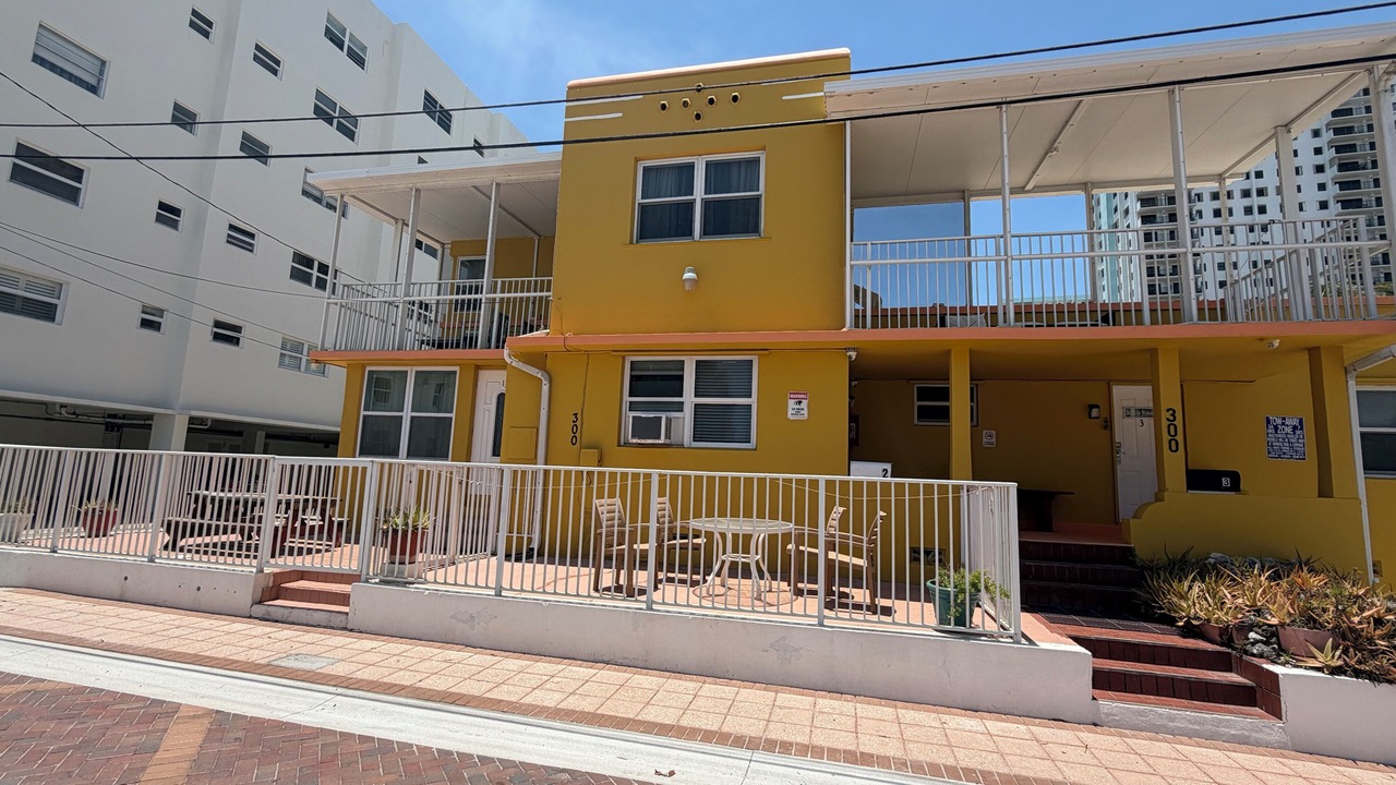 Photo of Outdoor in Hollywood South Central Beach