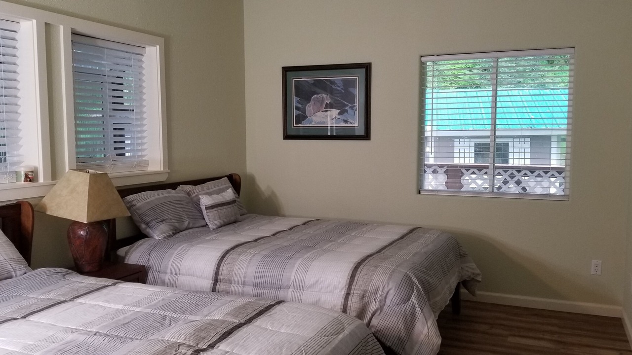 Photo of Bedroom in Seward