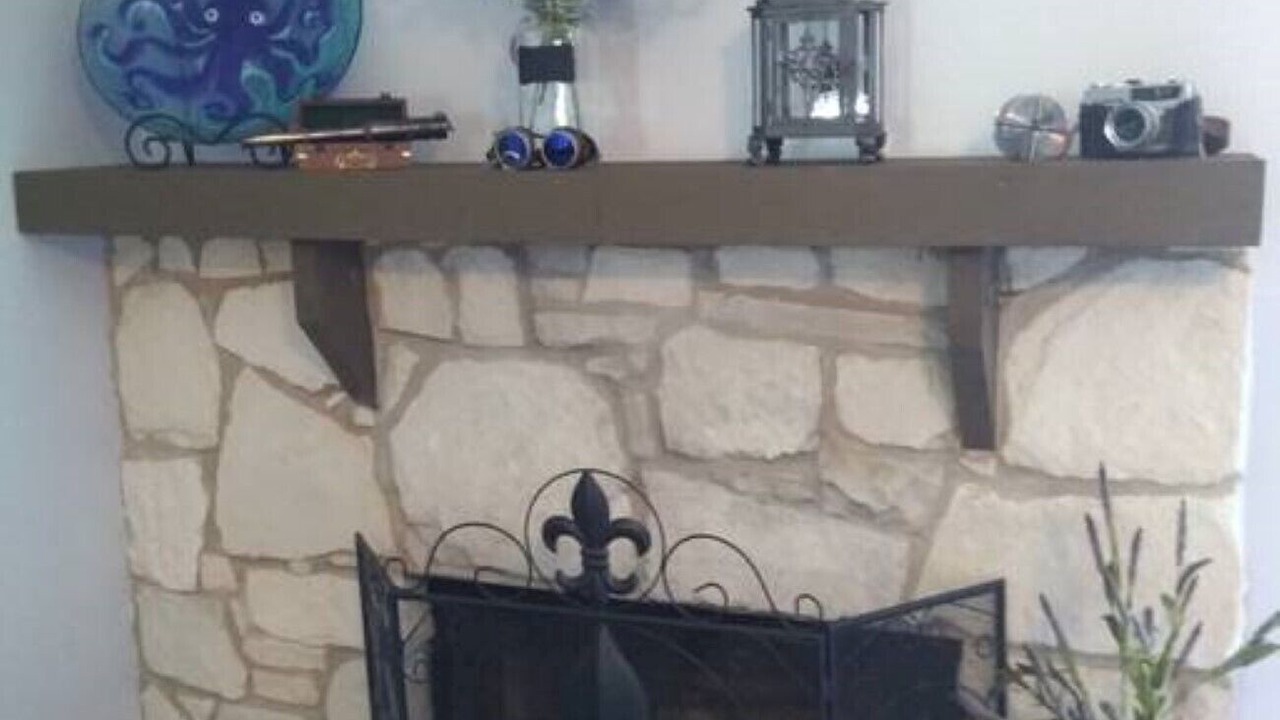 Photo of Livingroom in Canyon Lake