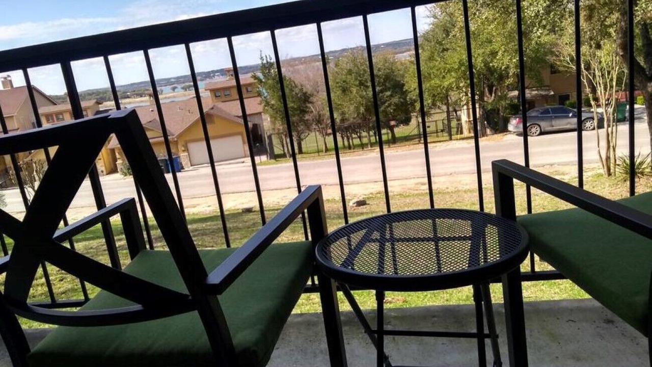 Photo of Patio Balcony in Canyon Lake