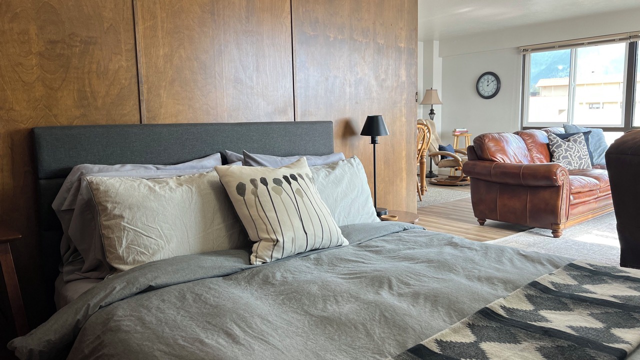Photo of Bedroom in Sitka