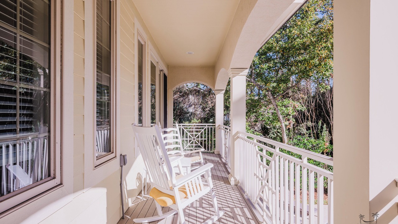 Photo of Patio Balcony in Folly Field