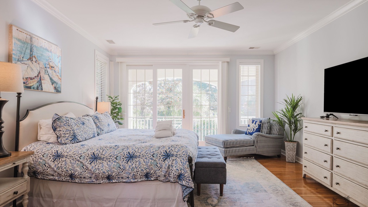 Photo of Bedroom in Folly Field
