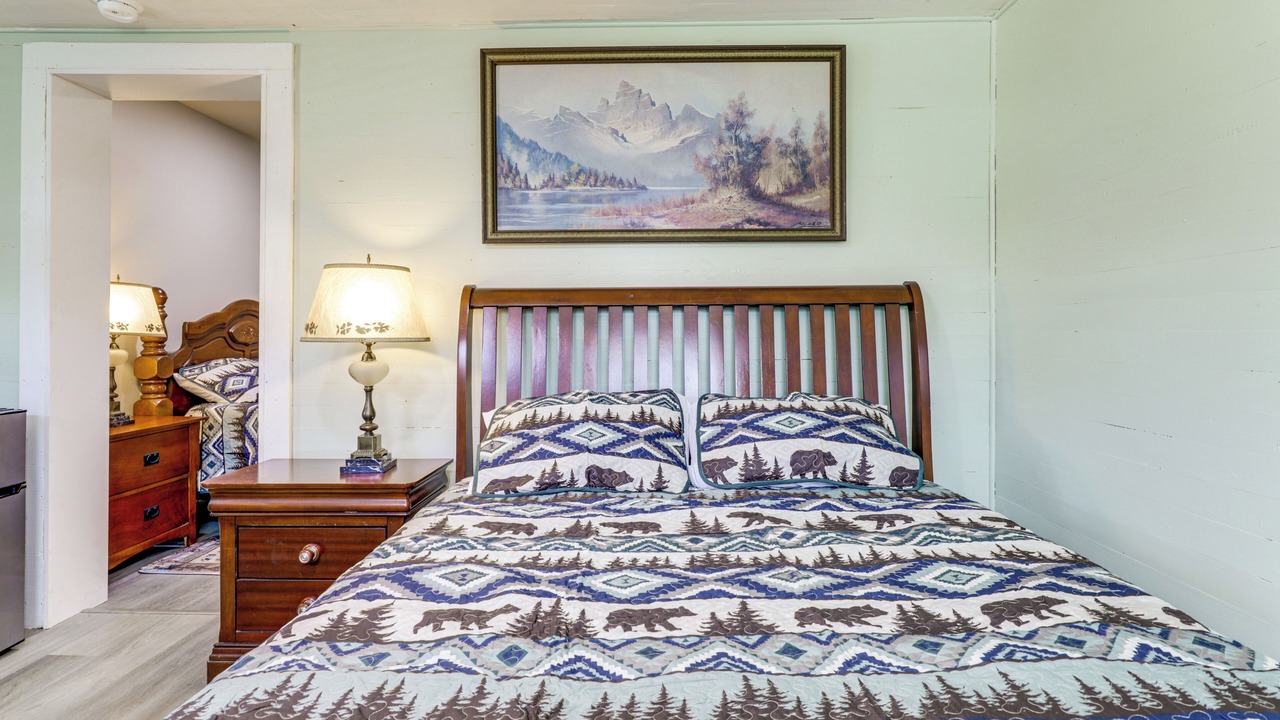 Photo of Bedroom in Townsend
