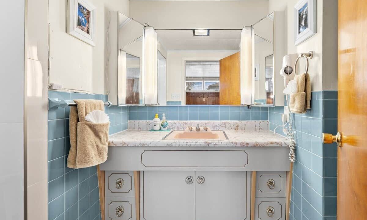 Photo of Bathroom in Gardner