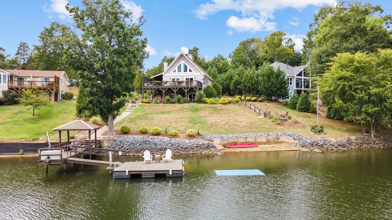 Photo of Outdoor in Steele Creek