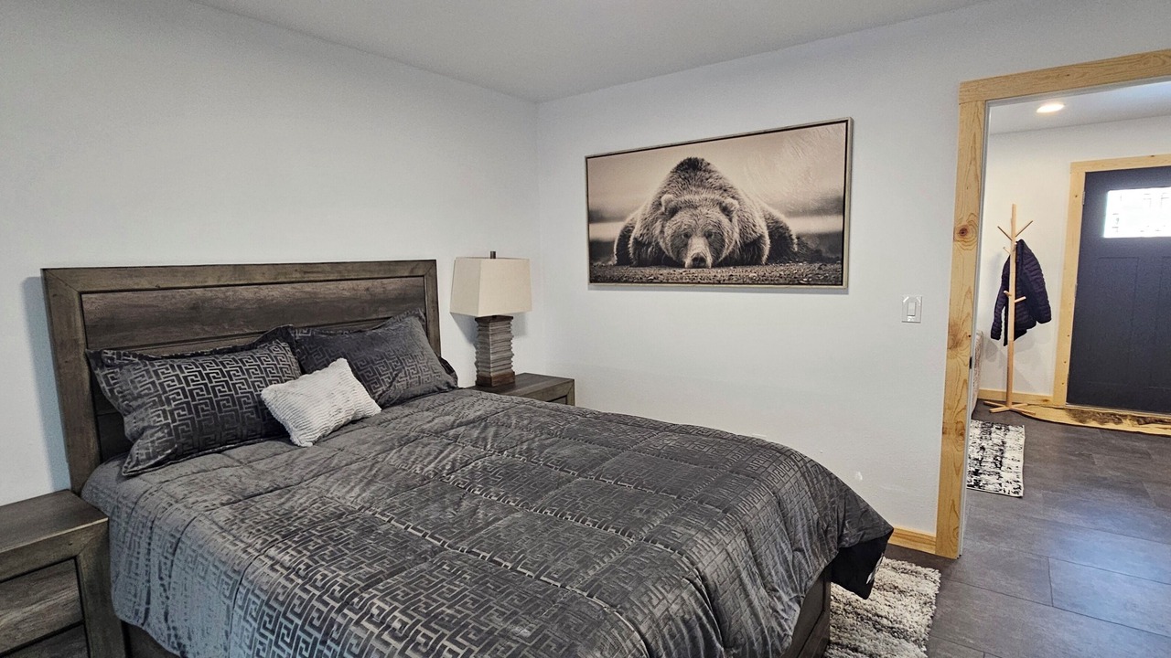 Photo of Bedroom in Kalifornsky