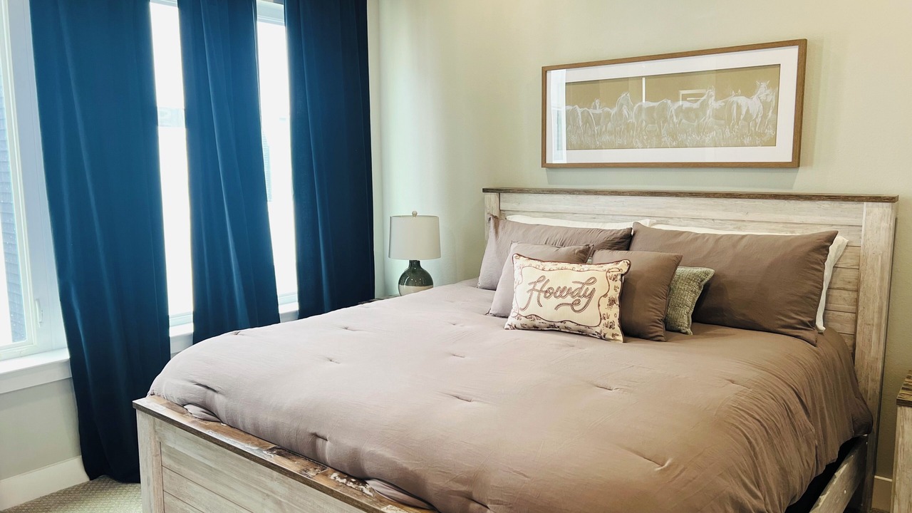 Photo of Bedroom in Astrodome
