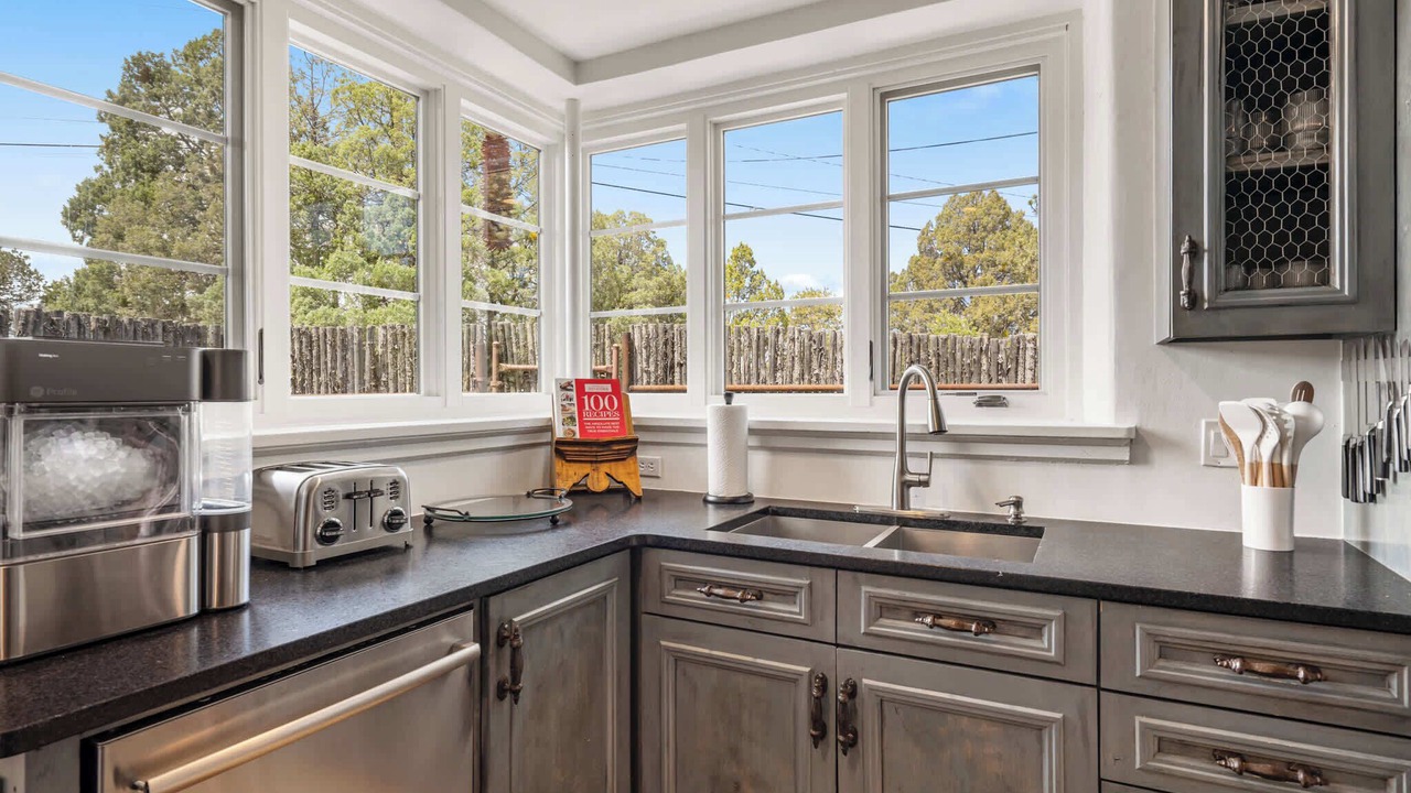 Photo of Kitchen in Northeast Santa Fe