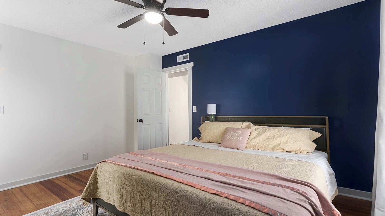 Photo of Bedroom in Southmoreland