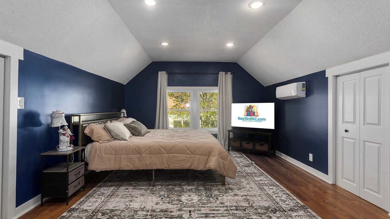 Photo of Bedroom in Southmoreland