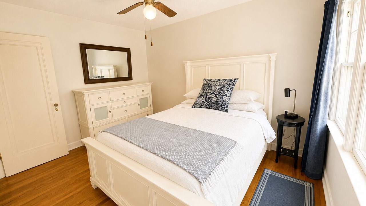 Photo of Bedroom in South Kansas City