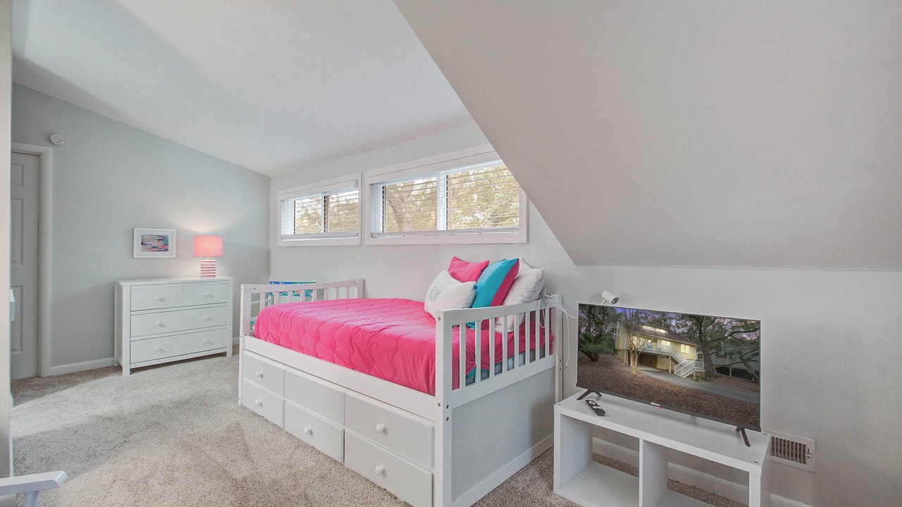 Photo of Bedroom in Tarpon Pond