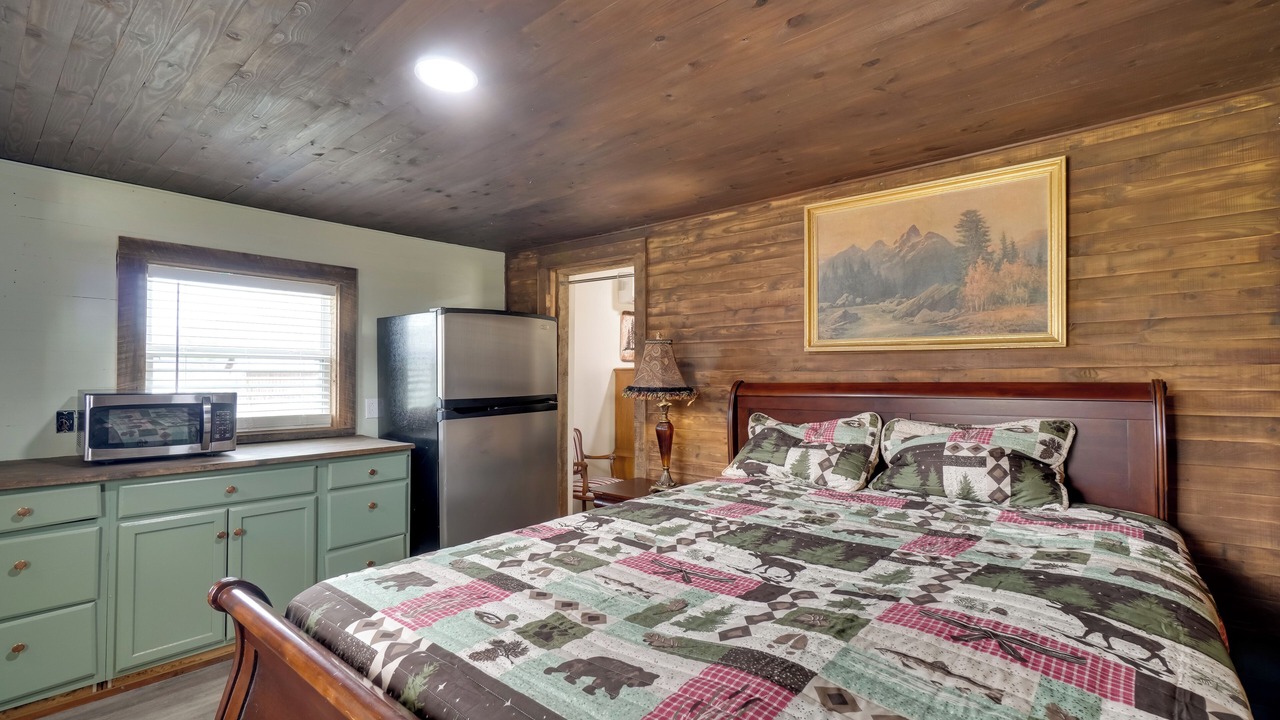 Photo of Bedroom in Townsend