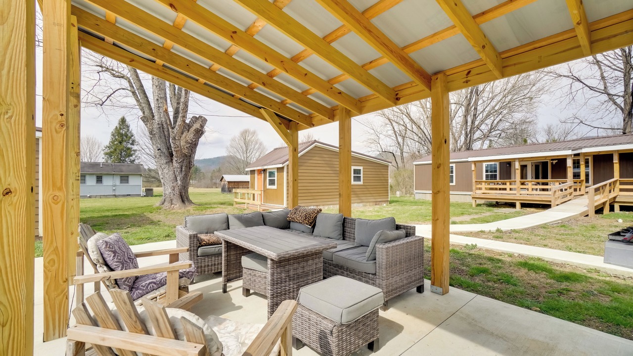 Photo of Outdoor in Townsend