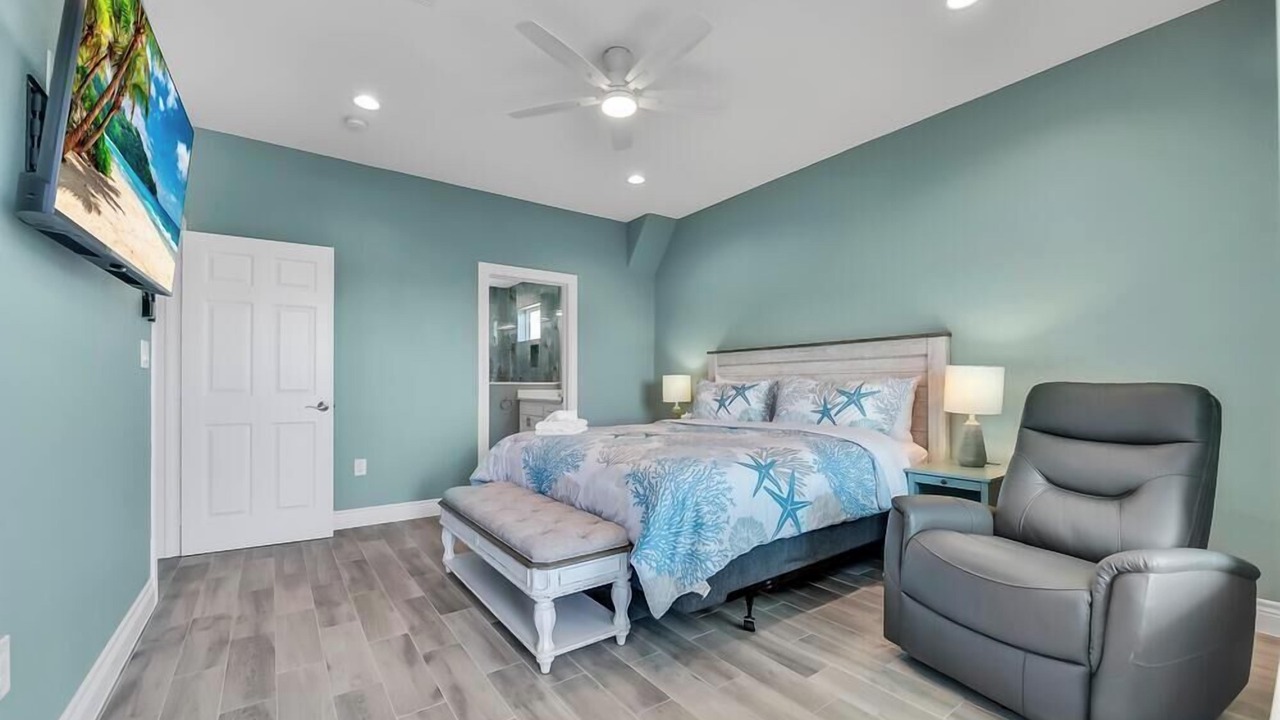Photo of Bedroom in Galveston